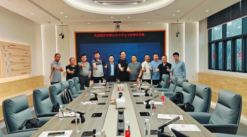 热烈欢迎陕西省舞美学会专家领导一行莅临锐丰科技